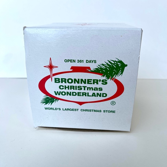 London Skyline Blown Glass Ornament Ball Christmas Tree Xmas Gift England - Picture 4 of 5